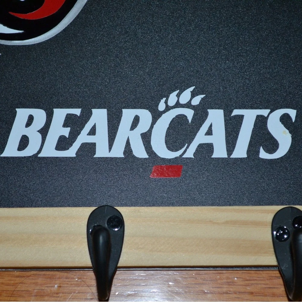 Cincinnati Bearcats black and red wooden wall hook decor